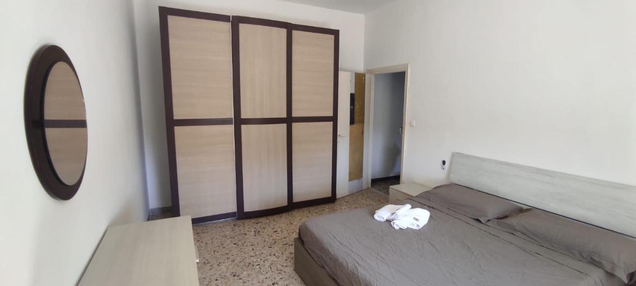 Appartamento Fracco'S House S. Marinella Fronte Mare 36' Di Treno Da Roma Santa Marinella Esterno foto