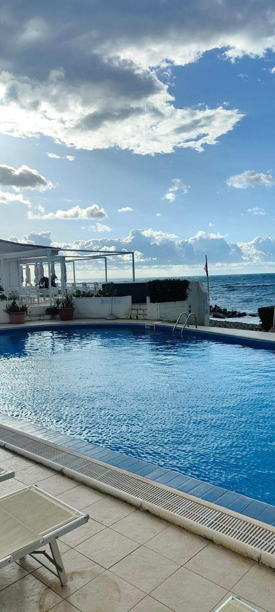 Appartamento Fracco'S House S. Marinella Fronte Mare 36' Di Treno Da Roma Santa Marinella Esterno foto